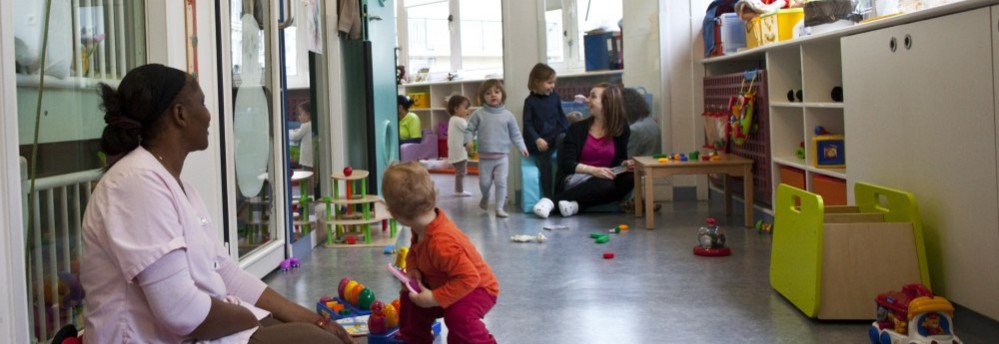 Crèche Bethléem, jeux (Fondation Oeuvre de la Croix Saint-Simon)