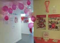 Campagne de lutte contre le cancer du sein Octobre rose 2015 au Centre de Santé Médical et Dentaire Clavel de la Fondation Oeuvre de la Croix Saint-Simon